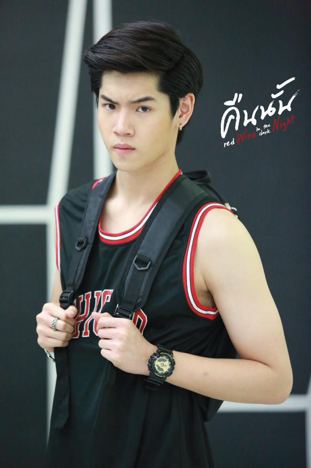 รวมหนุ่มแซ่บๆ จากกองถ่าย ภาพยนตร์เรื่อง "คืนนั้น"