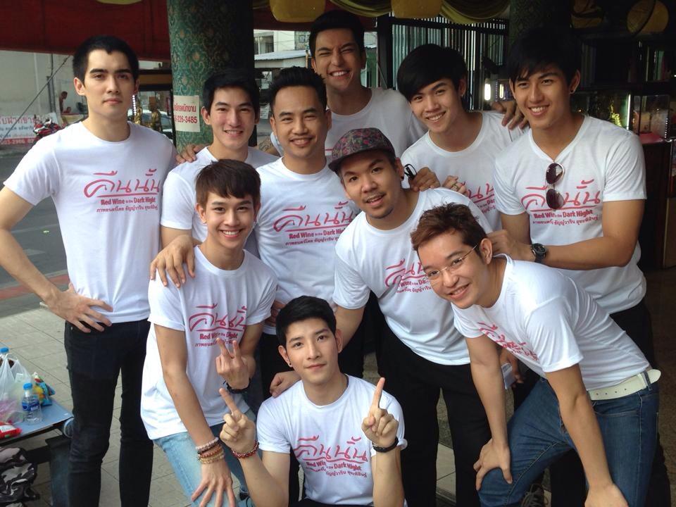 รวมหนุ่มแซ่บๆ จากกองถ่าย ภาพยนตร์เรื่อง "คืนนั้น"