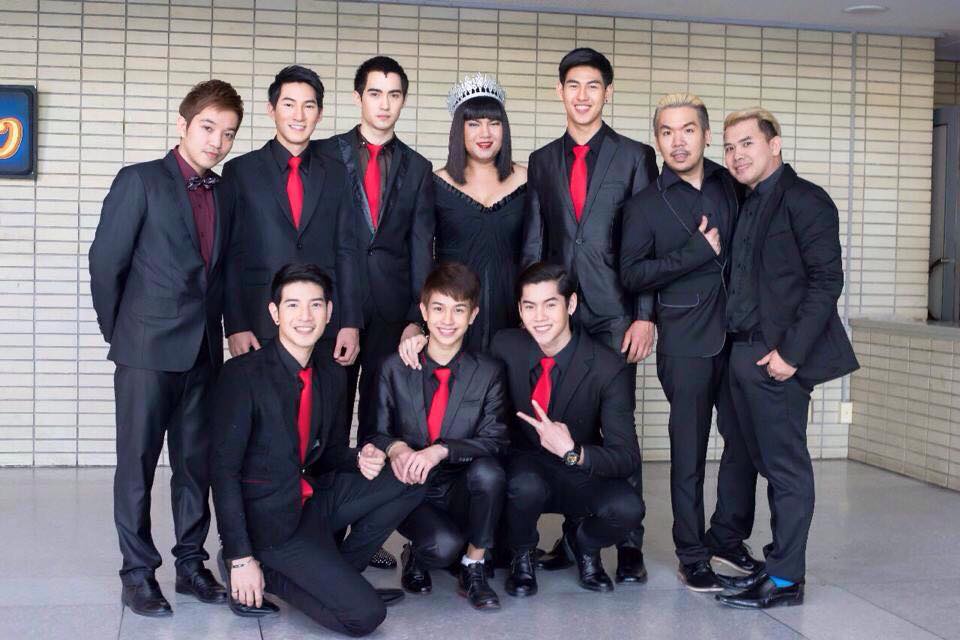 รวมหนุ่มแซ่บๆ จากกองถ่าย ภาพยนตร์เรื่อง "คืนนั้น"