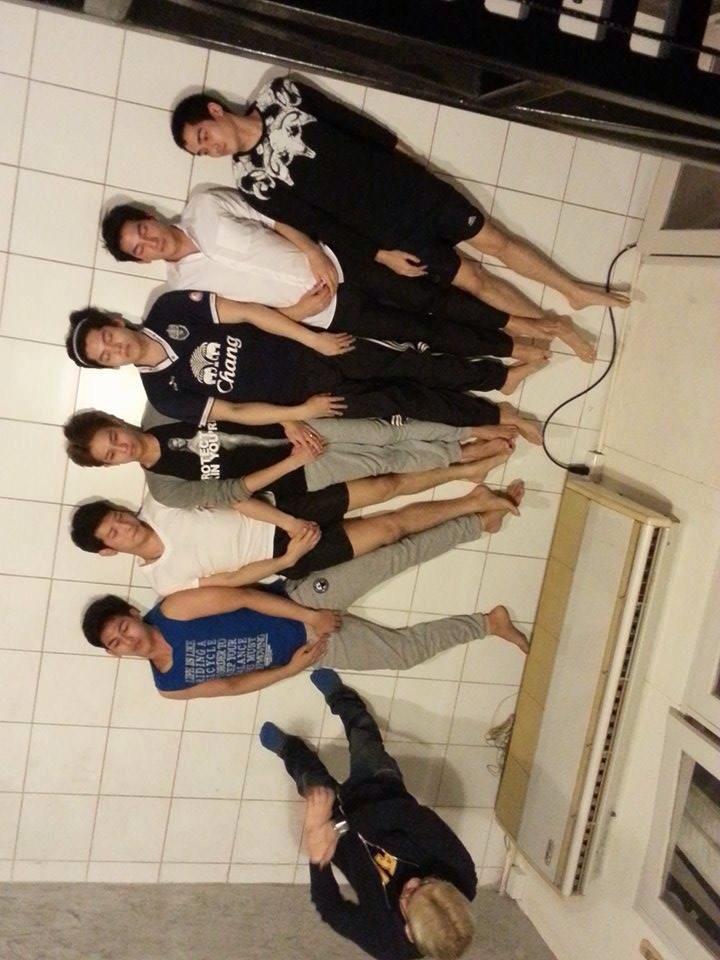 รวมหนุ่มแซ่บๆ จากกองถ่าย ภาพยนตร์เรื่อง "คืนนั้น"