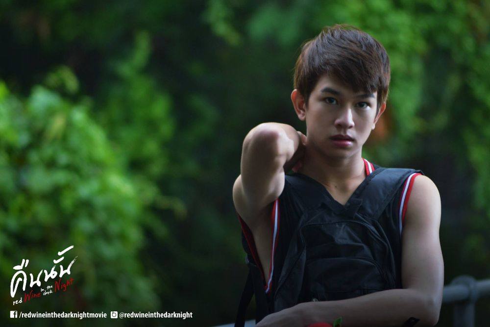 รวมหนุ่มแซ่บๆ จากกองถ่าย ภาพยนตร์เรื่อง "คืนนั้น"
