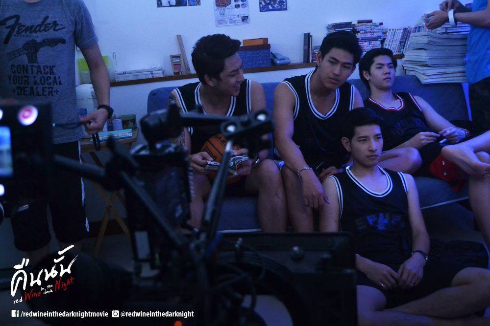 รวมหนุ่มแซ่บๆ จากกองถ่าย ภาพยนตร์เรื่อง "คืนนั้น"