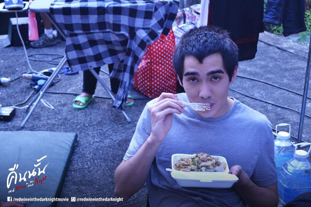 รวมหนุ่มแซ่บๆ จากกองถ่าย ภาพยนตร์เรื่อง "คืนนั้น"