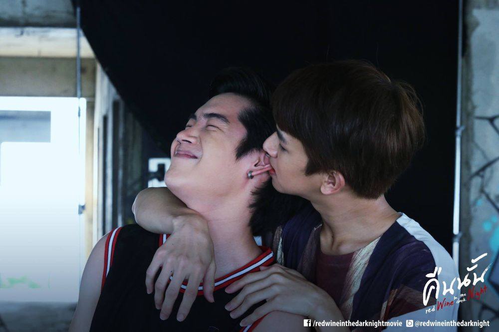 รวมหนุ่มแซ่บๆ จากกองถ่าย ภาพยนตร์เรื่อง "คืนนั้น"