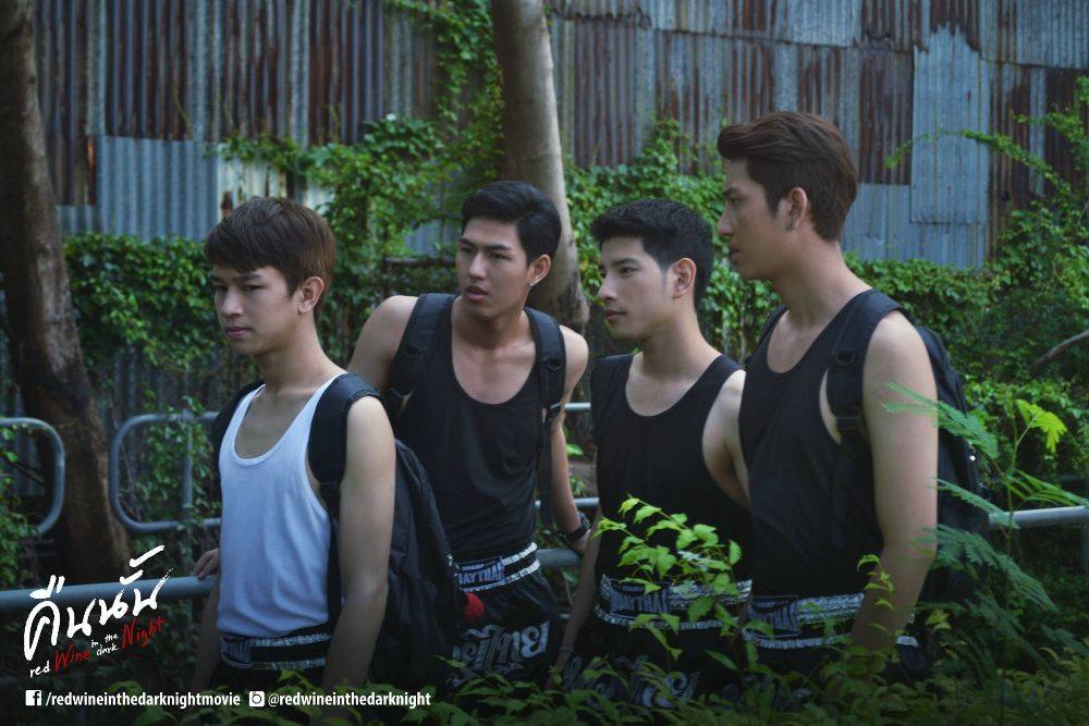 รวมหนุ่มแซ่บๆ จากกองถ่าย ภาพยนตร์เรื่อง "คืนนั้น"