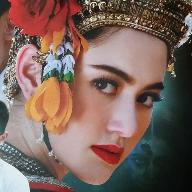 หลอนสุดขีด "ใหม่ ดาวิกา" ในลุคผี "นางชฎา" เเอบเสียดายบางฉากผีที่รื้อถ่ายใหม่เพราะอาจส่งผลกระทบนาฎศิลป์ไทย!!