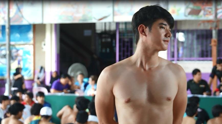 ชัดสุด แน่นสุด   !  แอบถ่าย "มาริโอ้"  ซูมทุกรูขุมขน