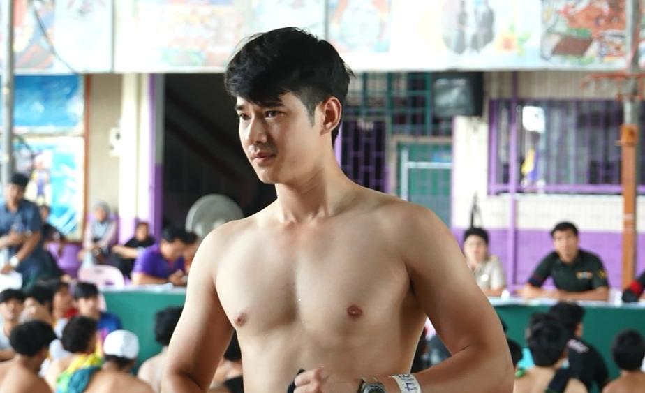 ชัดสุด แน่นสุด   !  แอบถ่าย "มาริโอ้"  ซูมทุกรูขุมขน