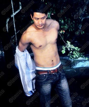 ป้อง ณวัฒน์