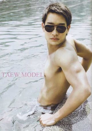 ป้อง ณวัฒน์