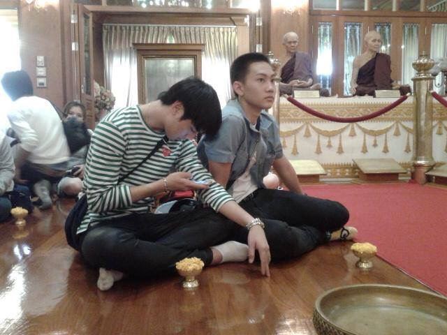 ไวท์กัปตันทำบุญร่วมกัน