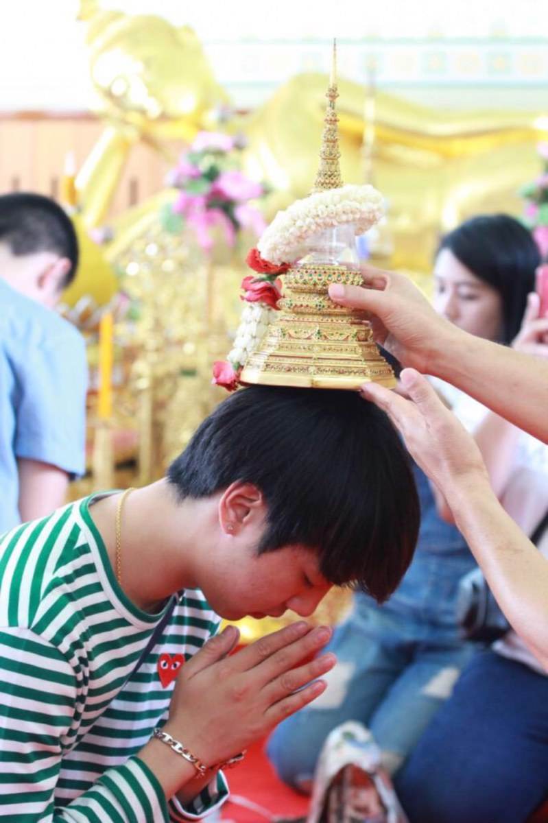 ไวท์กัปตันทำบุญร่วมกัน