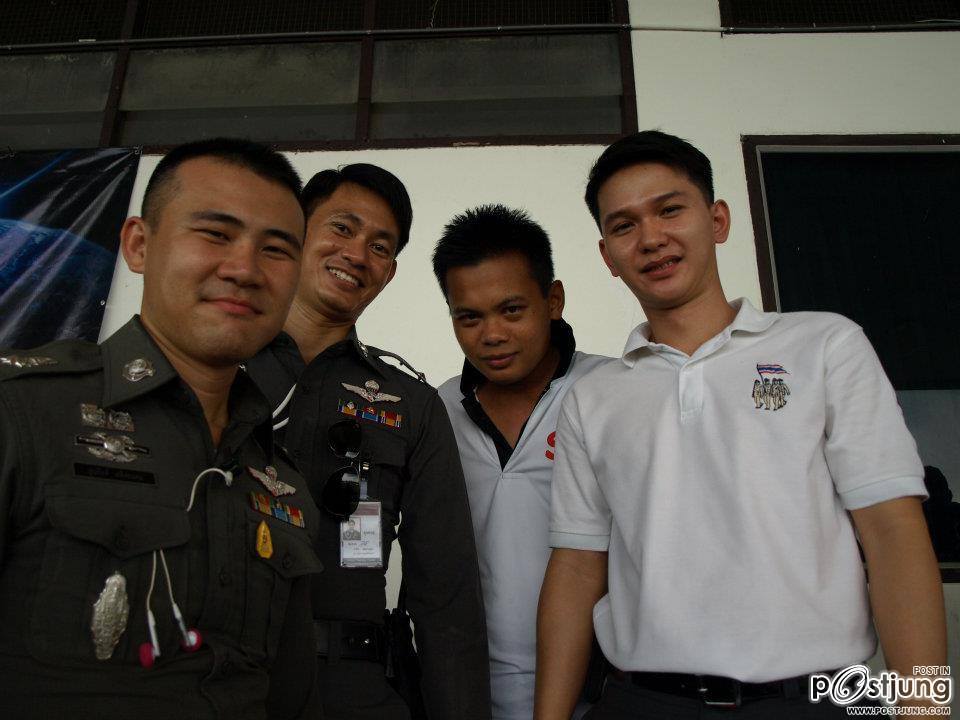 สารวัตร นิค นายตำรวจหนุ่มสุดหล่อ 30 กว่าแล้วนะนั้น
