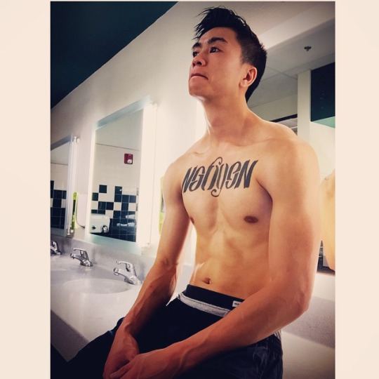 ก่อนเล่นน้ำ ขอฟินแปป