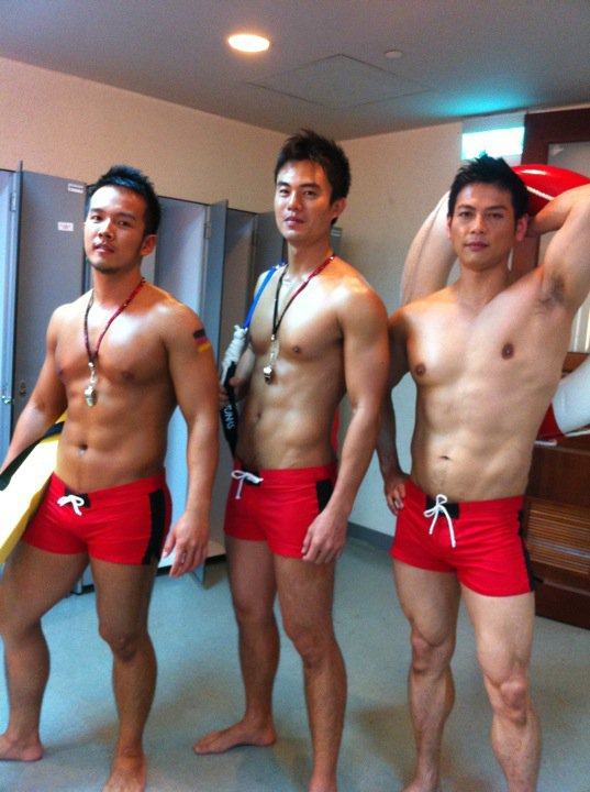 ก่อนเล่นน้ำ ขอฟินแปป