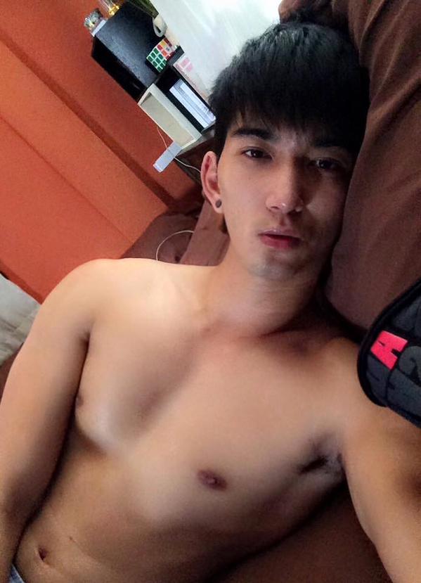 รับไอติมสักแท่งไหมคะ
