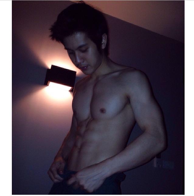 รับไอติมสักแท่งไหมคะ