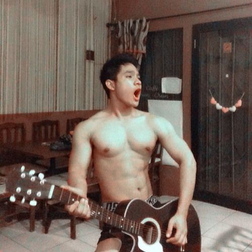 รับไอติมสักแท่งไหมคะ