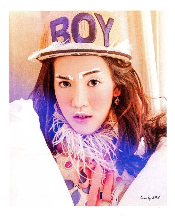 ไมค์-ภัทรเดช & โบว์-เมลดา @ KAZZ vol.8 no.104 March 2015