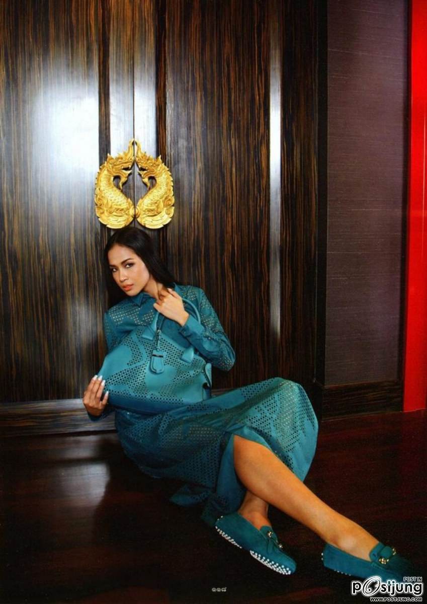 เมญ่า-นนธวรรณ @ พลอยแกมเพชร vol.24 no.558 April 2015