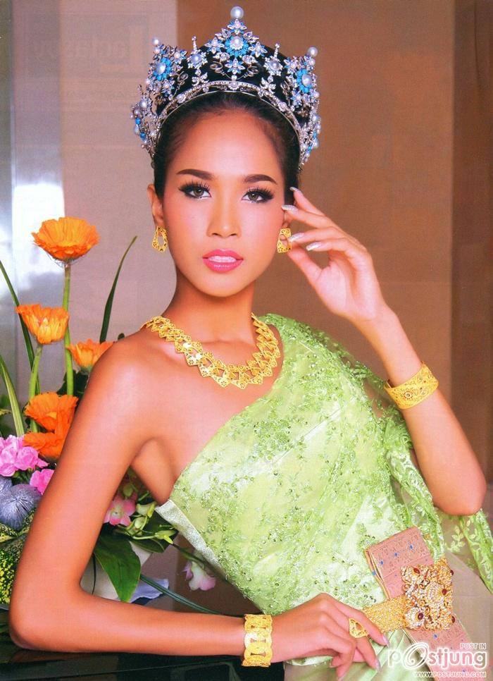 เมญ่า-นนธวรรณ @ หญิงไทย vol.40 no.949 April 2015