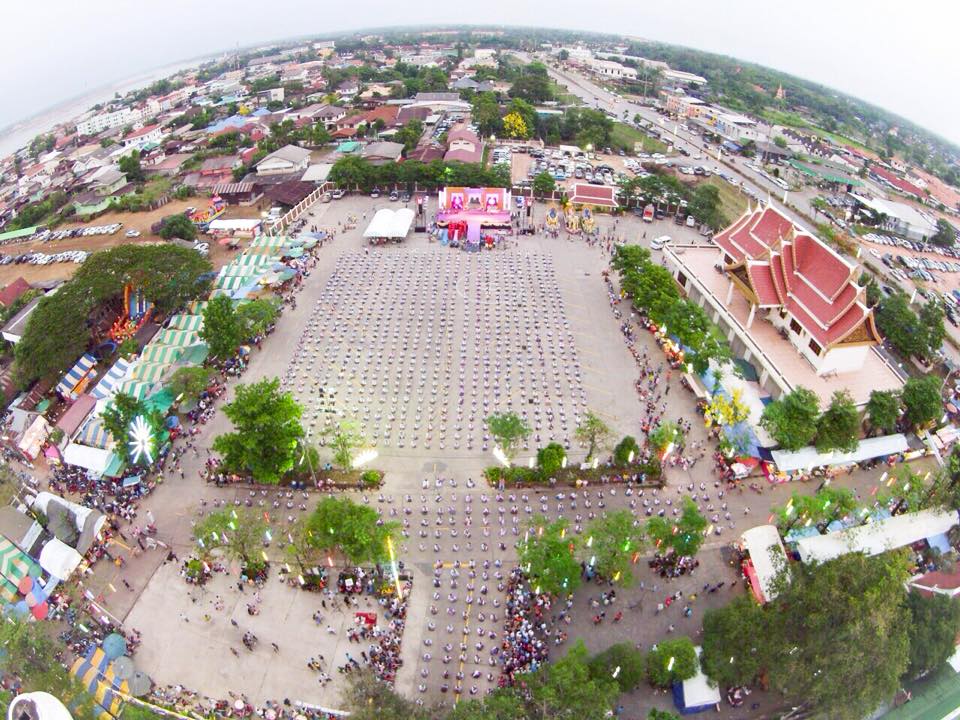 หนองคาย รำบวงสรวงถวายองค์หลวงพ่อพระใส วัดโพธิ์ชัย