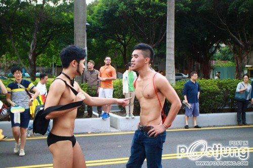 ถอดโชว์เรือนร่าง 798