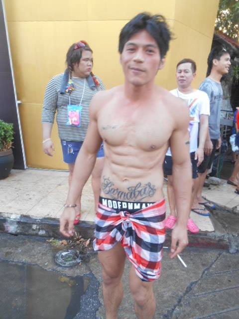 ผู้ชายสงกรานต์+ผ้าขาวม้า