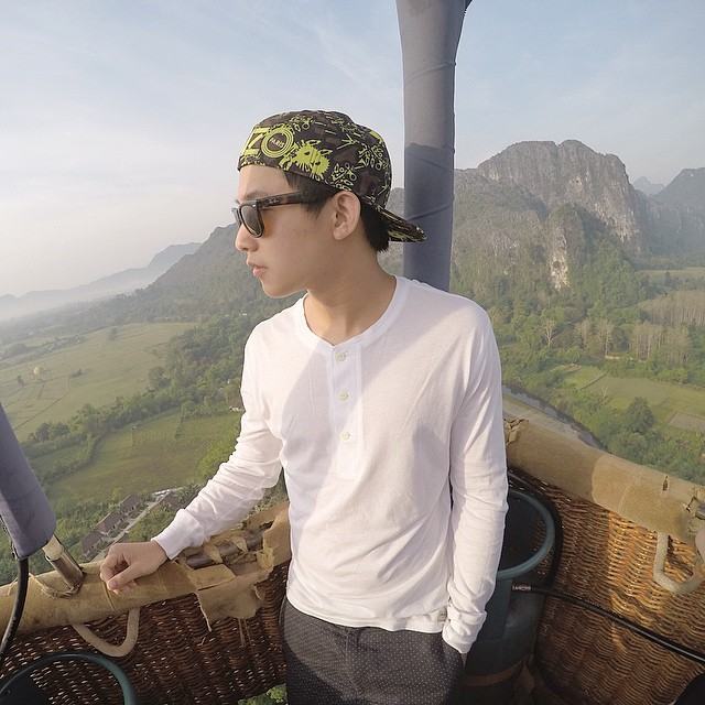 ว๊าวที่ฮักมาลาวเป็นหยังบ่บอกชิไปเป็นไกค์ให้  [ ริท เดอะสตาร์@ลาววังเวียง ]