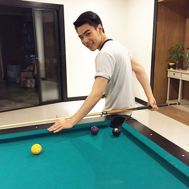 ฮักแท้ๆบ่ได้เว้าหลิ้น ( อาร์ม ขวัญใจ ไทย แลนด์ )