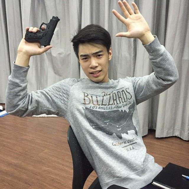 ฮักแท้ๆบ่ได้เว้าหลิ้น ( อาร์ม ขวัญใจ ไทย แลนด์ )