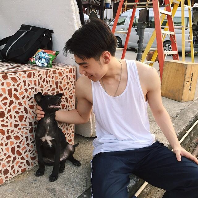ฮักแท้ๆบ่ได้เว้าหลิ้น ( อาร์ม ขวัญใจ ไทย แลนด์ )