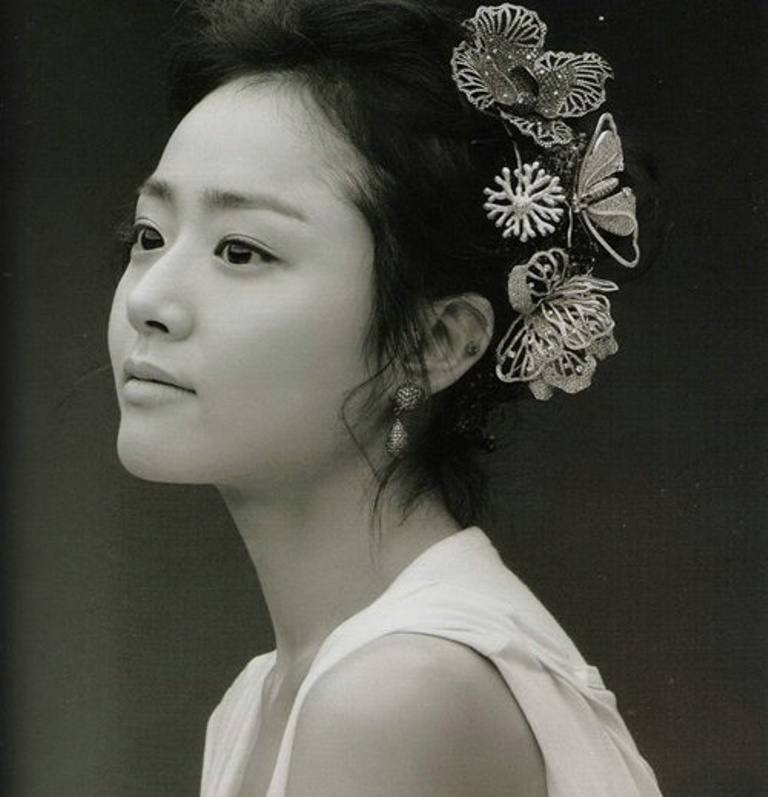 มุน กึน-ย็อง / Moon Geun-young / Мун Гын Ён  / 문근영