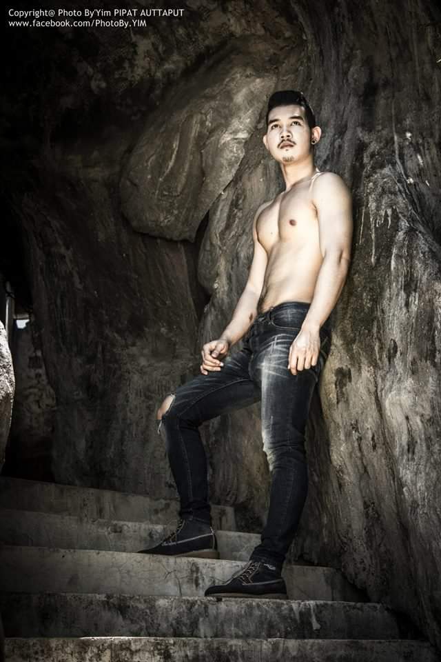 นายแบบหนุ่มเข้ม