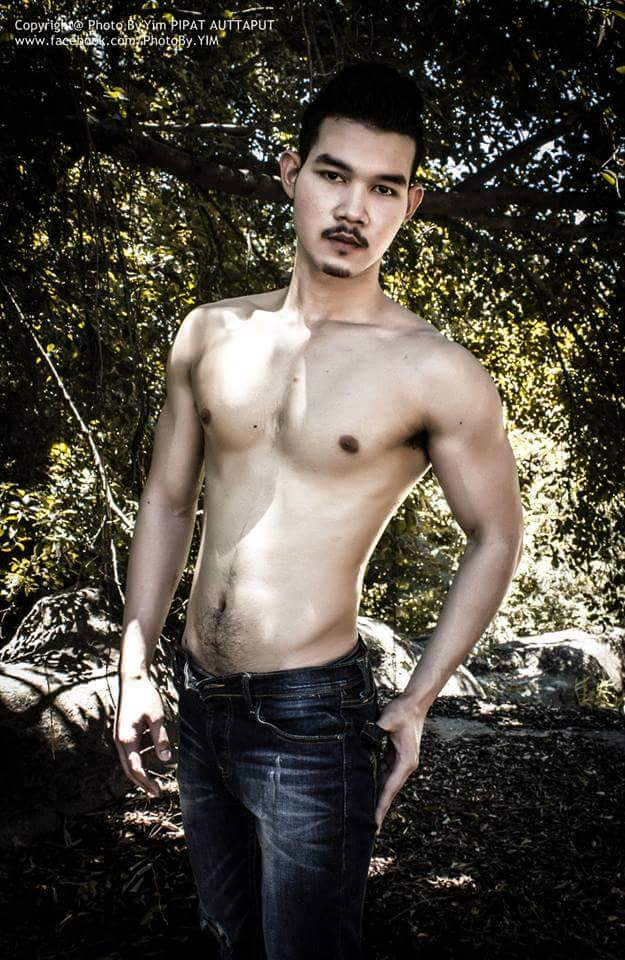 นายแบบหนุ่มเข้ม