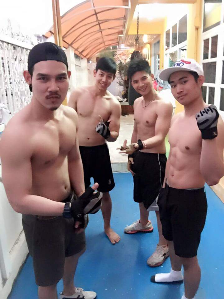 นายแบบหนุ่มเข้ม