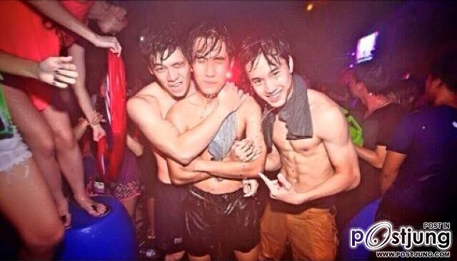สงกรานต์ หนุ่มน้อย