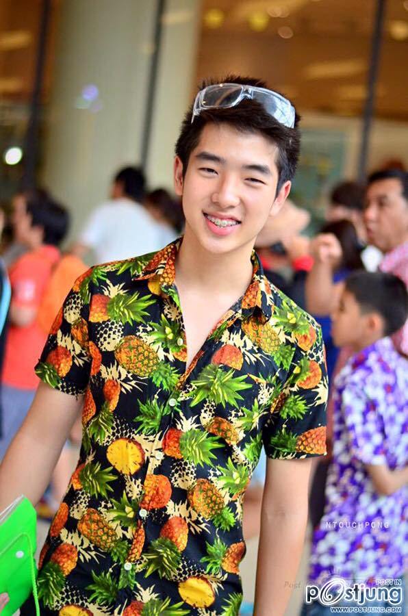 สงกรานต์ หนุ่มน้อย