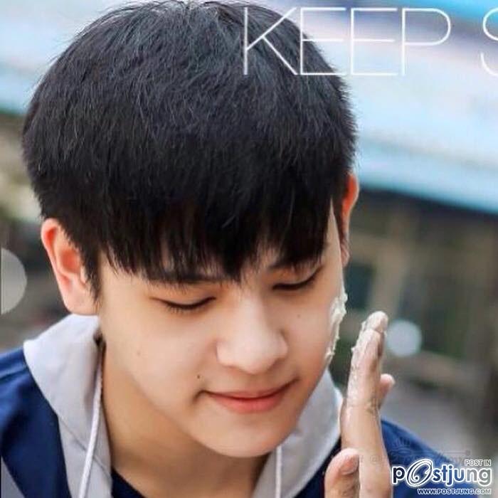 สงกรานต์ หนุ่มน้อย