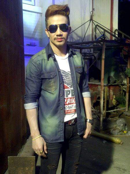 วุฒิ นักร้องวงซุปเปอร์วาเลนไทน์