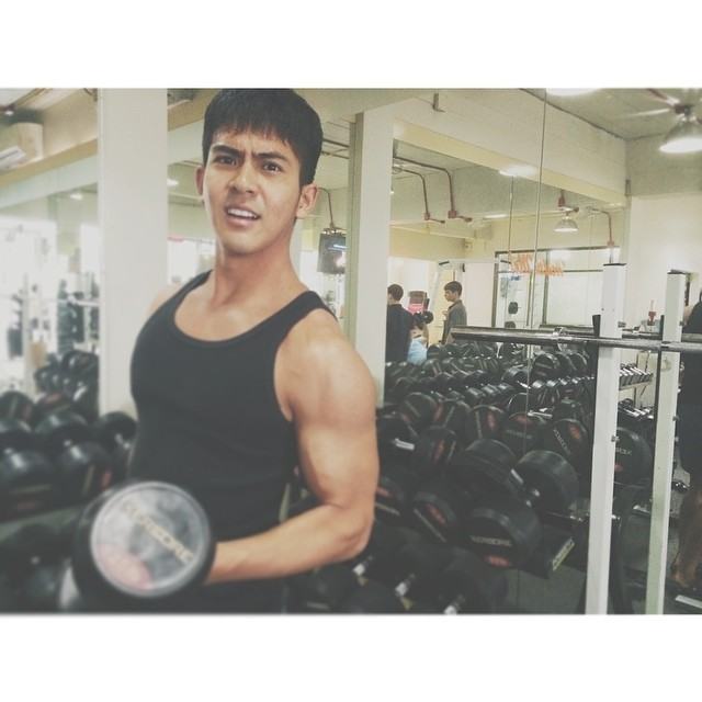 เต้ย พงศกร หนุ่มหล่อหุ่นล่ำ ที่ทำให้สาว ๆ ใจละลายกับบทบาทใหม่ที่ไม่เคยแสดงมาก่อน