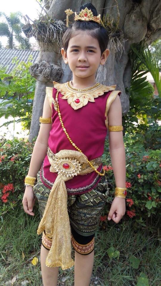 "เเก้วหน้าม้า 2015" สร้างประวัติกาลละครพื้นบ้านไทย คนแห่กดไลค์ติดเทรด์ทวิตเตอร์ กระหน่ำโซเชียล!!