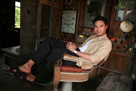 วรฤทธิ์ เฟื่องอารมย์ รับบทเป็น ลือพงษ์
