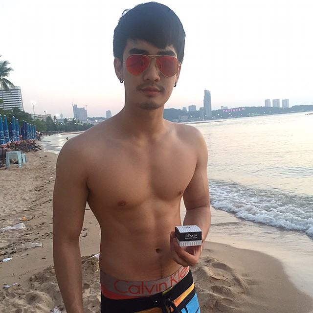 อยากรู้ว่า" ดิว เดอะสตาร์"  เป็นมั๊ยครับ !