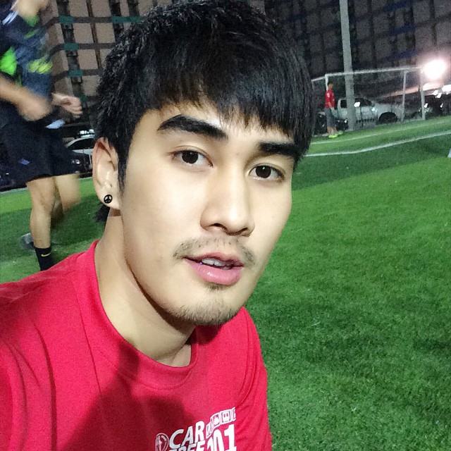 อยากรู้ว่า" ดิว เดอะสตาร์"  เป็นมั๊ยครับ !