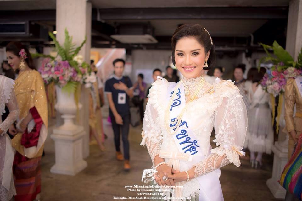 สาวงาม อุดรธานี คว้ามงกุฏกุลสตรีศรีรัตนโกสินธุ์ 2558