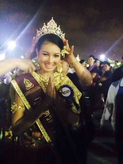 สาวงาม อุดรธานี คว้ามงกุฏกุลสตรีศรีรัตนโกสินธุ์ 2558