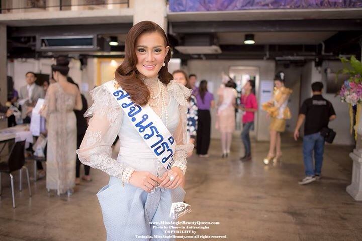 สาวงาม อุดรธานี คว้ามงกุฏกุลสตรีศรีรัตนโกสินธุ์ 2558