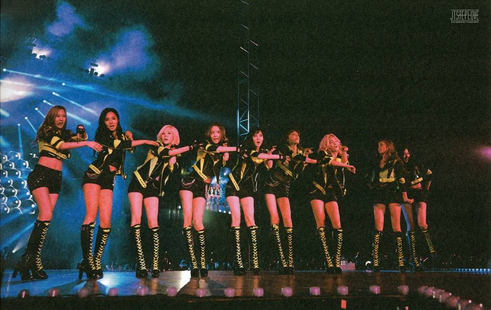 Girls' Generation World Tour ~Girls&Peace~ in Seoul scan