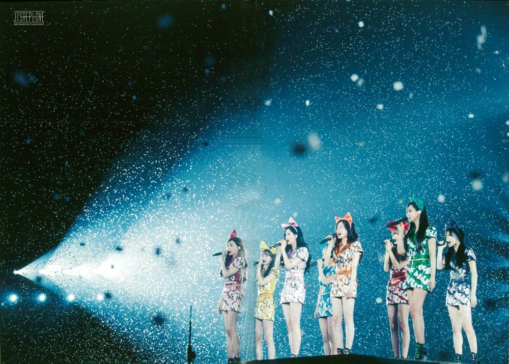 Girls' Generation The Best Live at Tokyo Dome scan